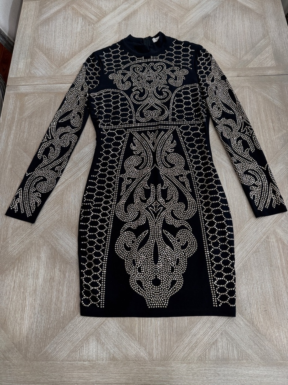 Black Long-Sleeve Embellished Bodycon Dress